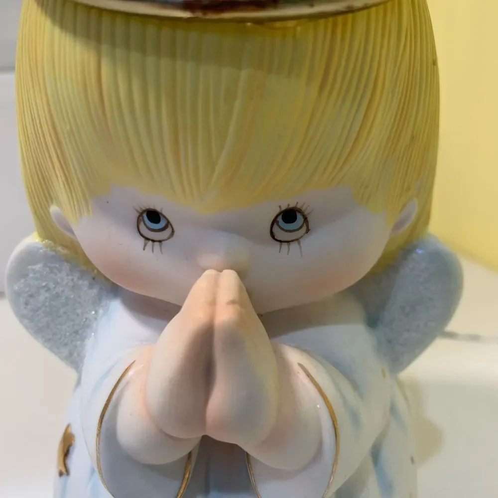 Ceramic Praying Angel Bank Vintage
